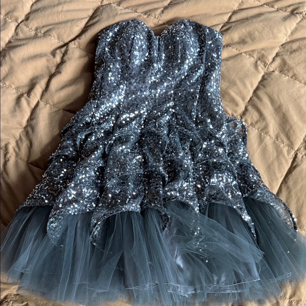 Sparkling sequin Strapless  Dress
